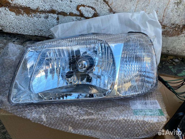 Фары Hyundai Accent