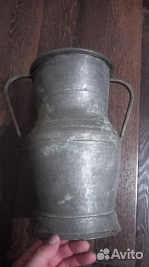 Медный кувшин старинный