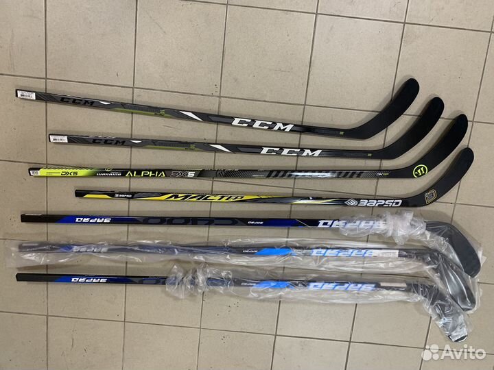 Клюшка хоккейная