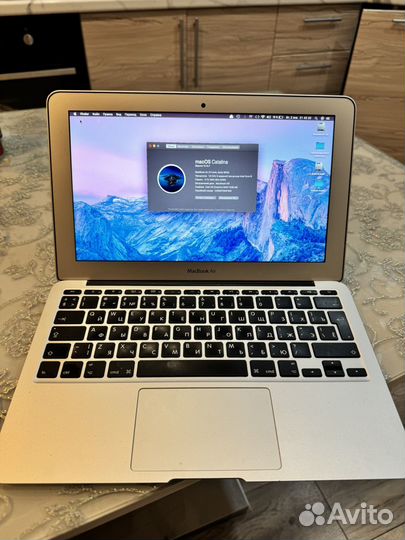 Apple macbook air 11-inch 2015