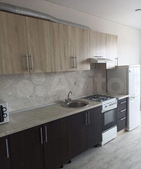 1-к. квартира, 42 м², 4/10 эт.