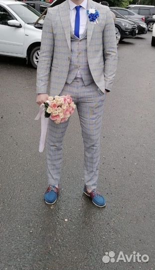 Мужской свадебный костюм 50