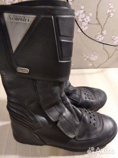 Продам мото ботинки