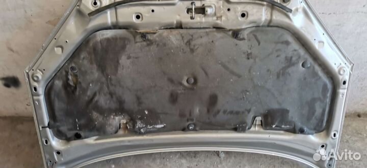 Капот Toyota rav4 ACA 21