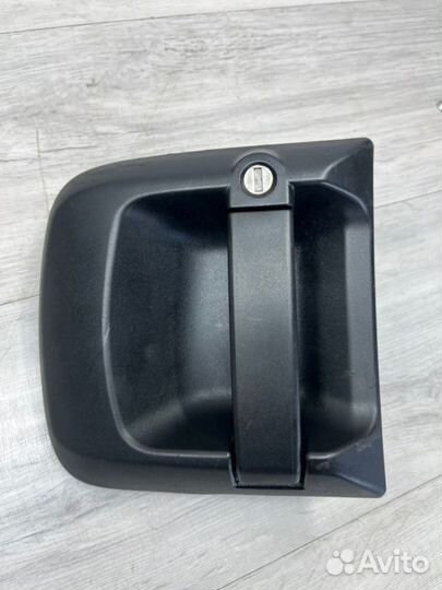 Ручка двери внешняя левая Man Tgl Tgm Tgs Tgx Tga