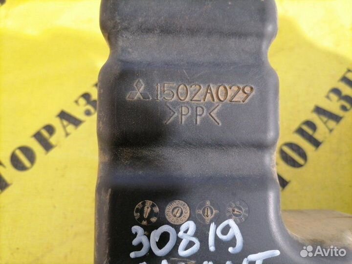 Резонатор воздушного фильтра Mitsubishi Galant 9