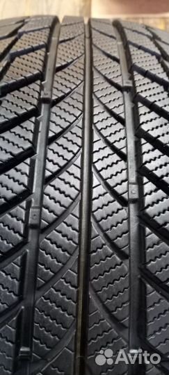 Bridgestone Blizzak LM-001 225/50 R17 98H