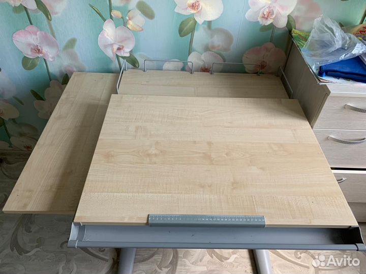 Растущая парта и стул бу