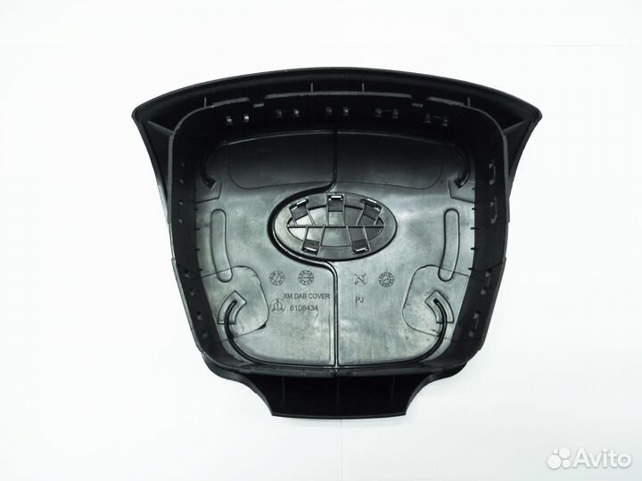 Крышка подушки безопасности руля Kia Sorento 2