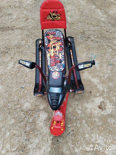 Детский снегокат бу