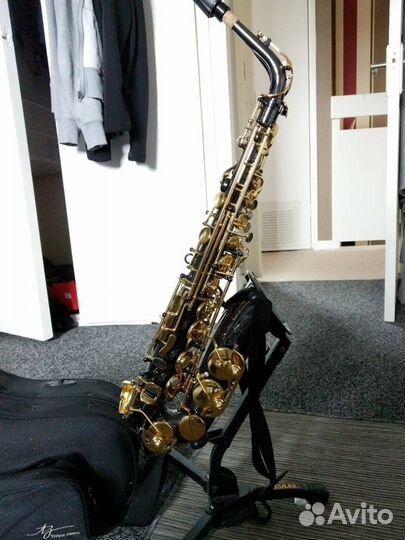 Trevor James Horn Revolution SR-Series