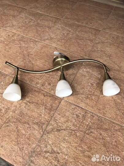 Светильник потолочный