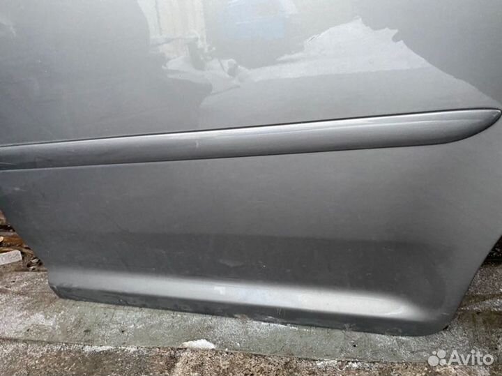 Дверь задняя левая Vw Touran BXE 2007