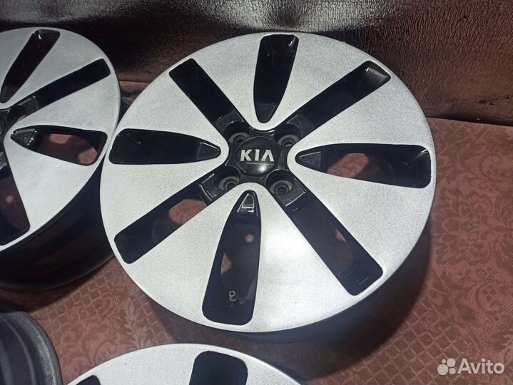 Оригинальное литье с Kia r16 (4*100)