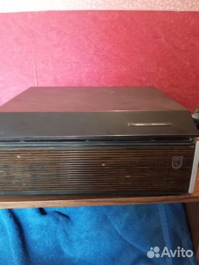 Катушечный магнитофон Астра