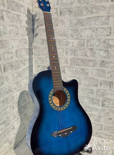 Гитара новая