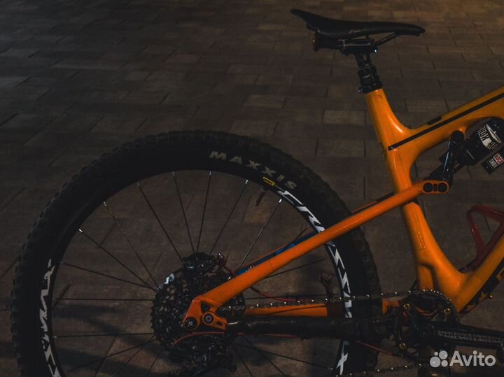 Карбоновый двухподвес Rocky Mountain MSL 750