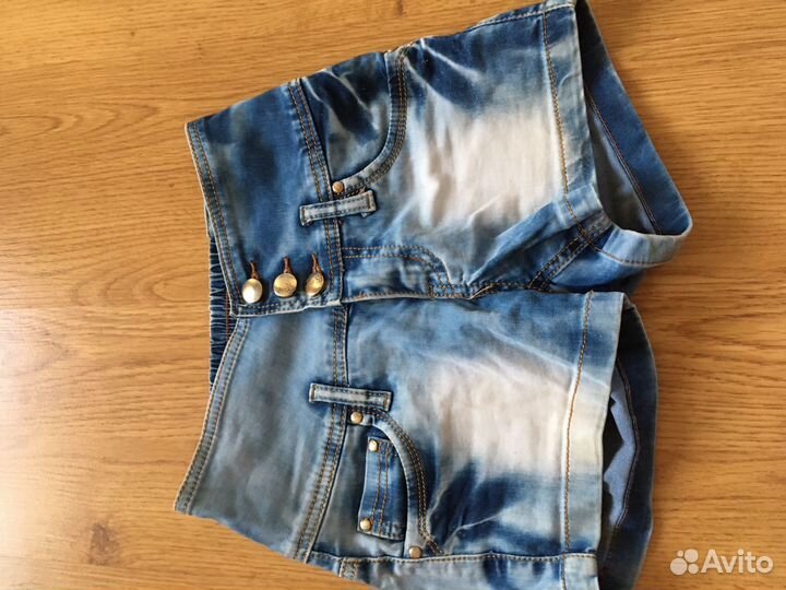 Шорты на стройную девушку