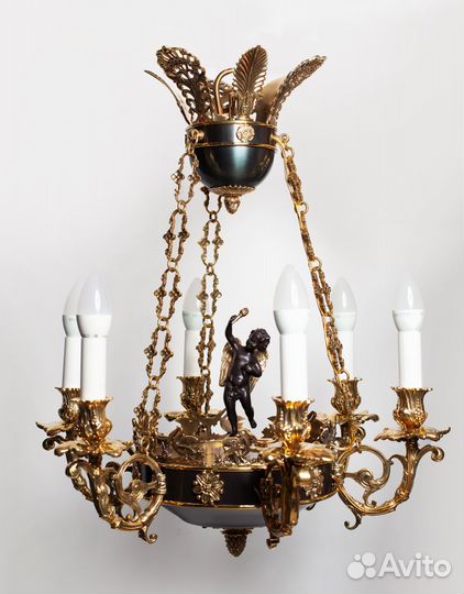 Бронзовая люстра с ангелом