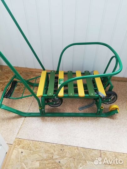 Детские санки на колесах