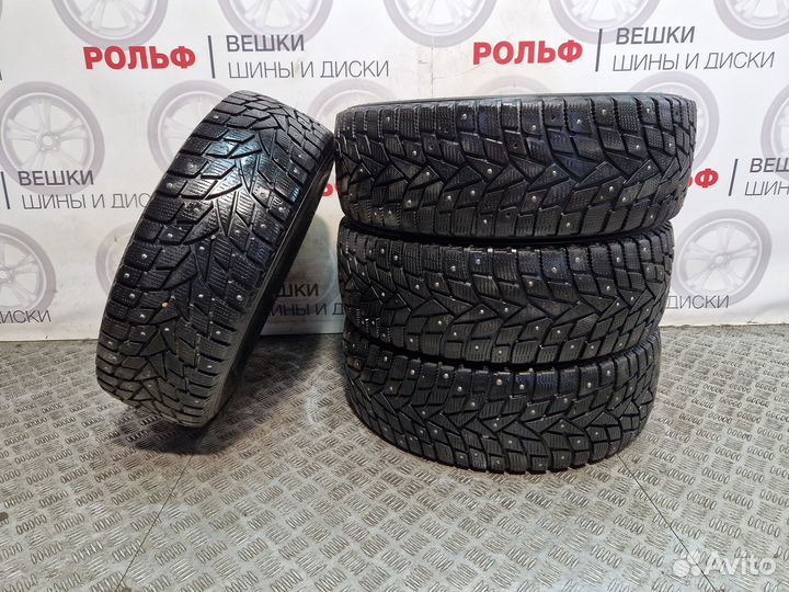 Dunlop Grandtrek Ice 02 215/65 R16