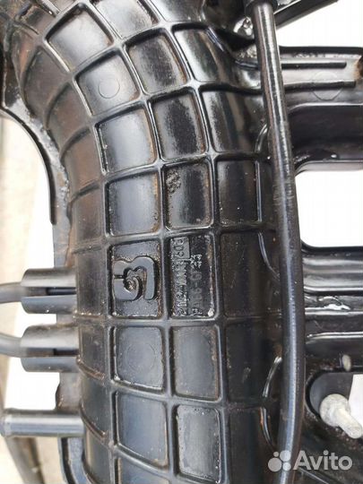 Впускной коллектор ваз 16кл priora в сборе