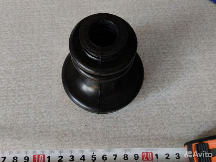 Пыльник шруса правый внутренний volvo 440