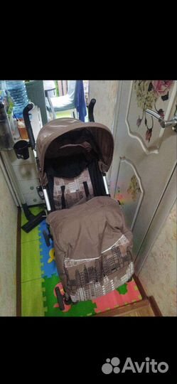 Прогулочная коляска трость