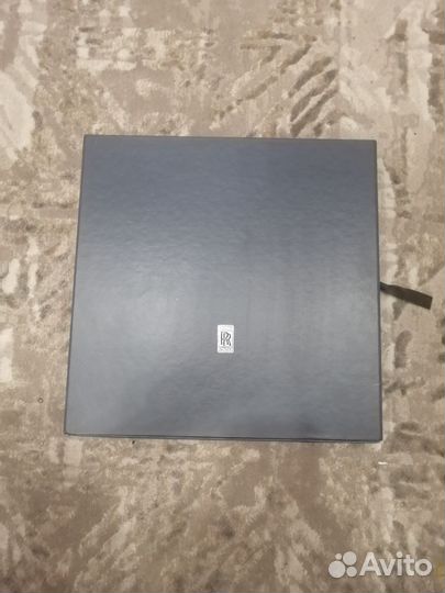 Книга Rolls-Royce Zenith