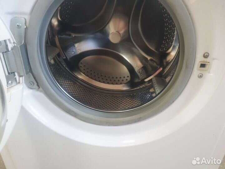 Стиральная машина Indesit 6кг