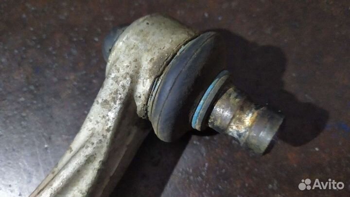 Рычаг передний верхний правый задний Ауди а8 д3