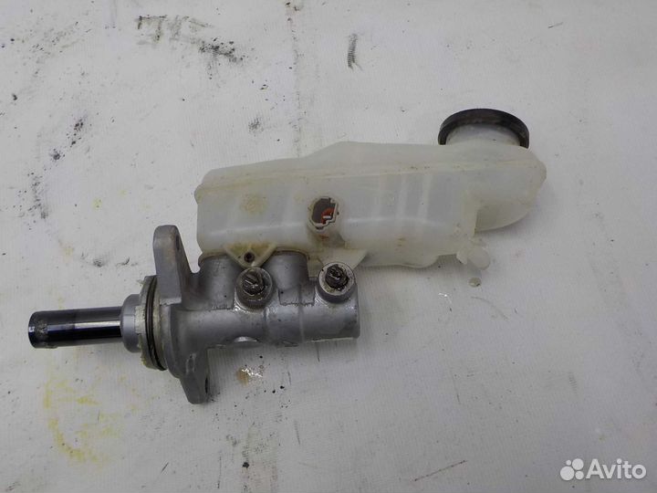 Тормозной цилиндр toyota corolla 150
