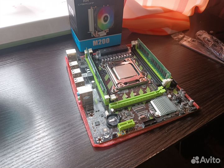 Комплект LGA2011: X79/Xeon/2689/32GB/8/16 ядер