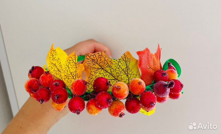 Осенний ободок рябинка