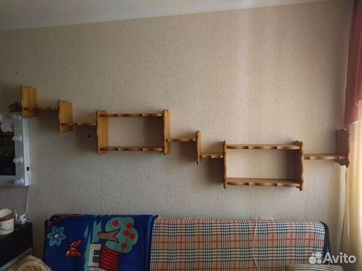 Полка настенная деревянная