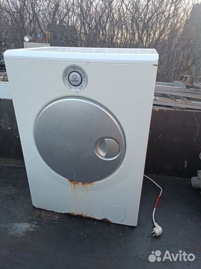 Стиральная машина бу Индезит moon. На запчасти