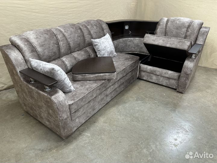 Диван угловой