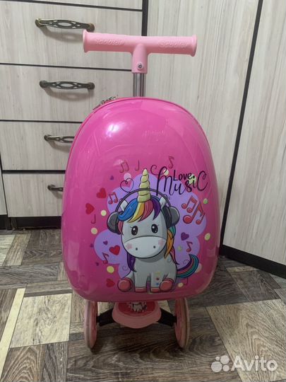 Чемодан самокат