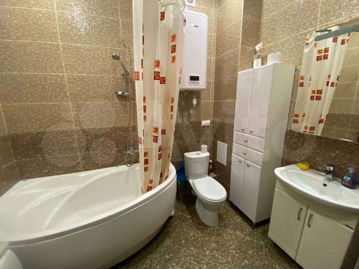 1-к. квартира, 52 м², 14/17 эт.