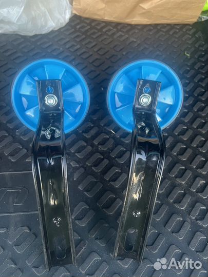 Дополнительные колеса для детского велосипеда