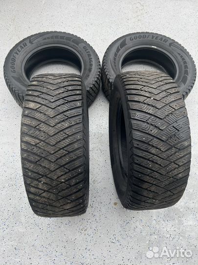 Goodyear Ultra Grip Ice Arctic 2 SUV 285/60 R18 116