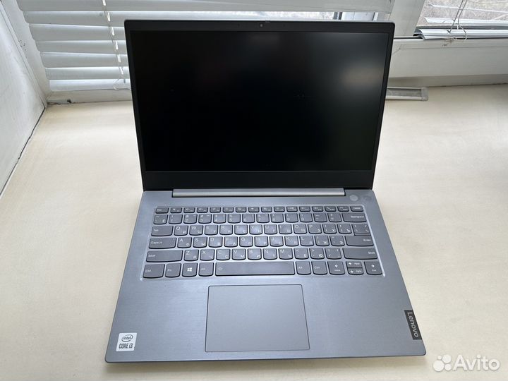 Ноутбук Lenovo