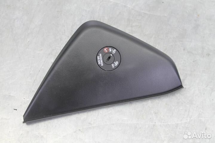 Накладка (кузов внутри) Chevrolet Cruze 2013-2016