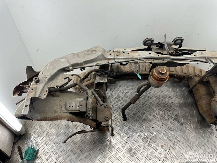 Передняя панель (телевизор) Suzuki Grand Vitara