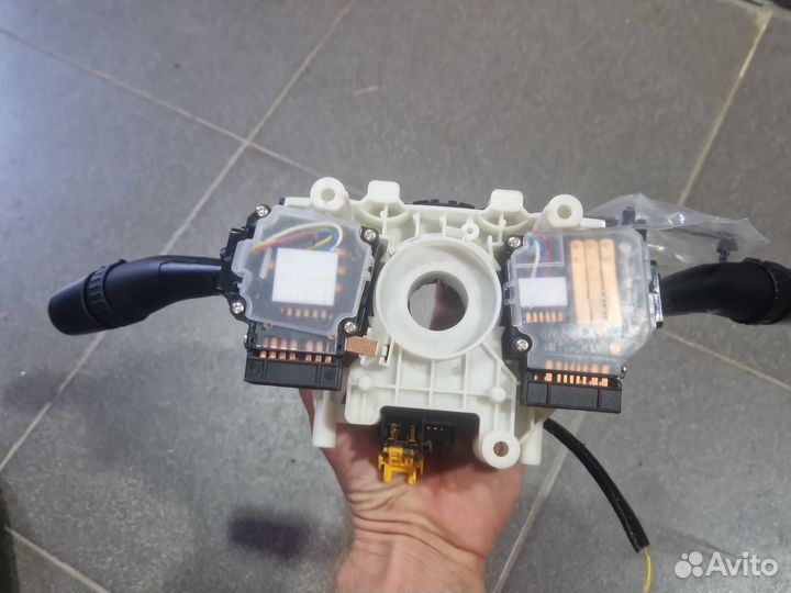 Подрулевой переключатель Hyundai Santa Fe Classic