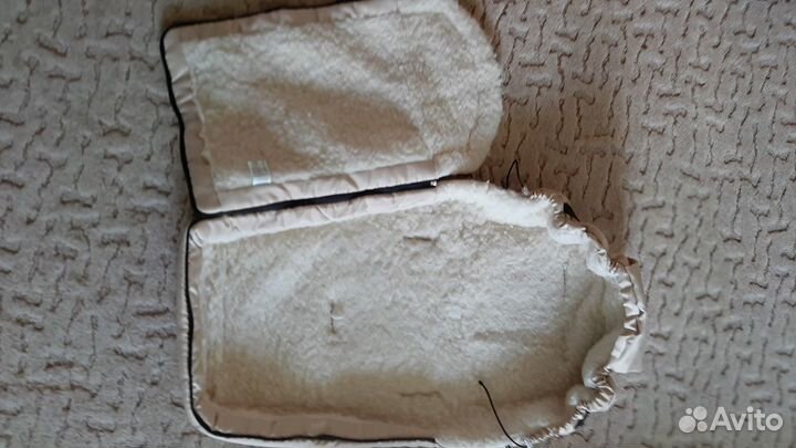 Меховой конверт в коляску womar zaffiro