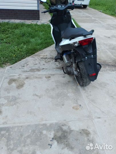 Скутер 150 куб