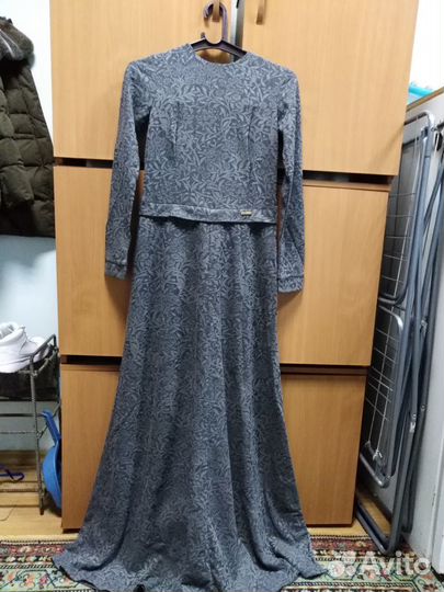 Платье в пол