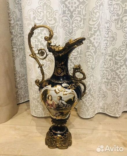 Ваза кувшин