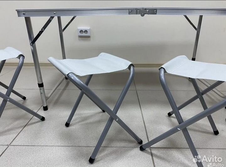 Стол складной туристический (+ 4 стула)